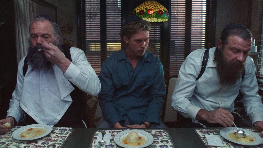 Caught Stealing: Bir İyilik Büyük Bir Komploya Dönüşürse