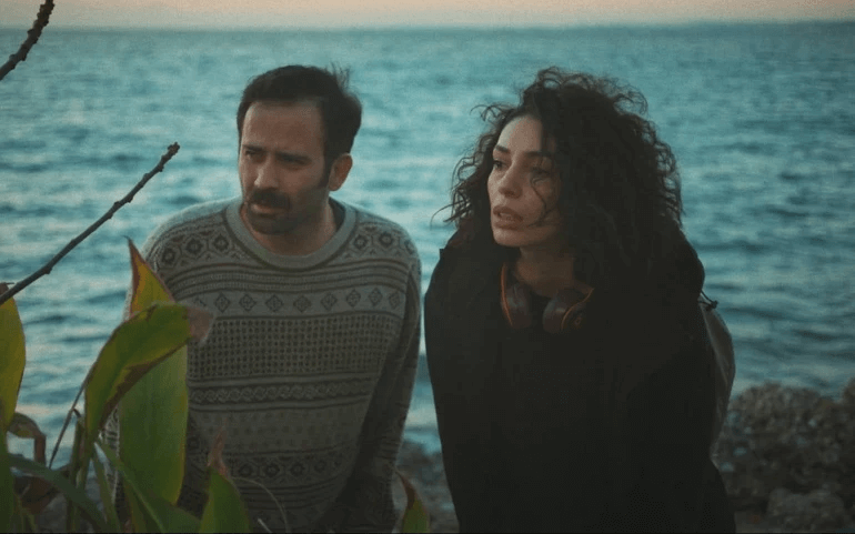 Gündüz Apollon Gece Athena: Kolonlar ya da Kalanlar